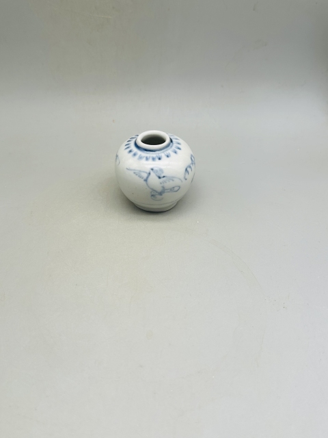 古玩陶瓷明青花花鳥紋精品水盂拍賣，當(dāng)前價(jià)格3880元
