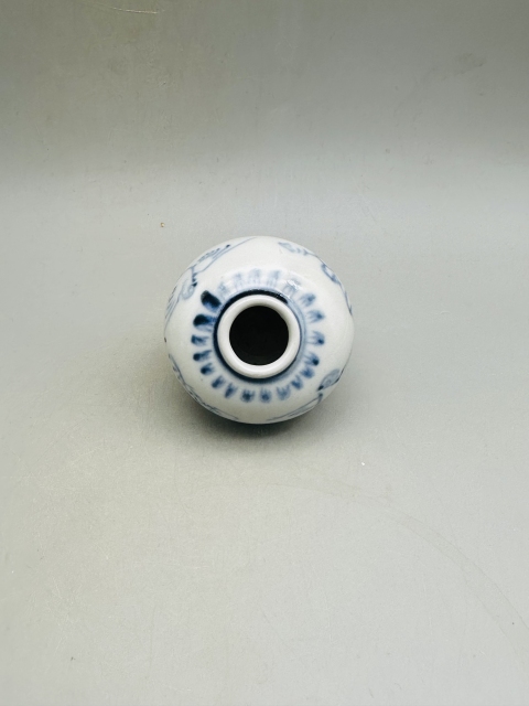 古玩陶瓷明青花花鳥紋精品水盂拍賣，當(dāng)前價(jià)格3880元