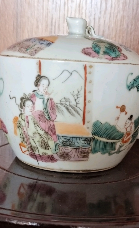 古玩陶瓷粉彩人物紋壺拍賣,當前價格1800元