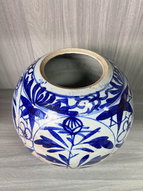 古玩陶瓷清道光 青花花卉紋西瓜罐拍賣,當(dāng)前價(jià)格360元