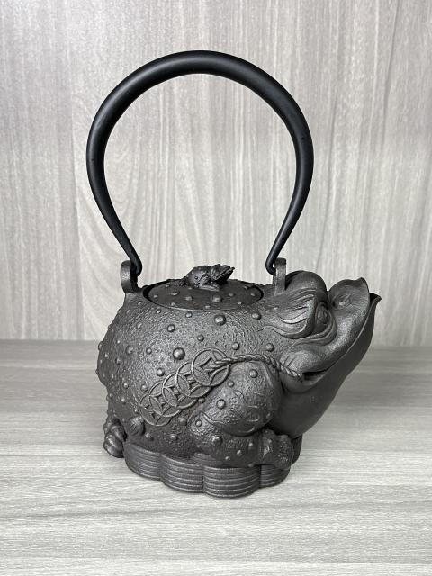 古玩雜項日本老鐵壺拍賣，當前價格500元