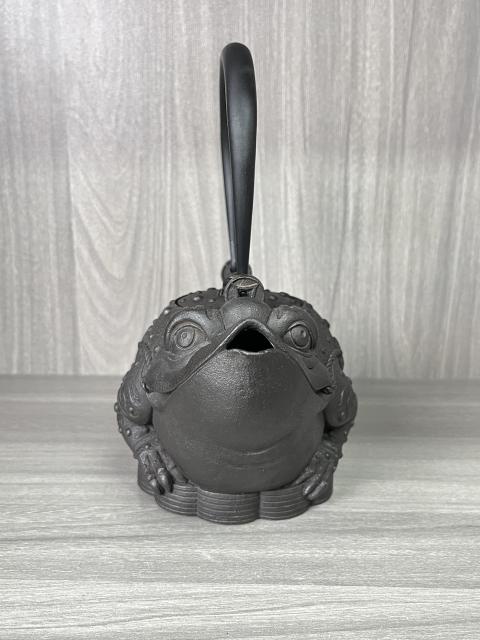 古玩雜項日本老鐵壺拍賣，當前價格500元