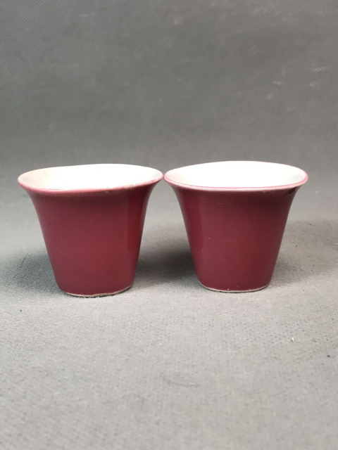 古玩陶瓷胭脂紅釉馬蹄杯一對拍賣,當(dāng)前價(jià)格1600元