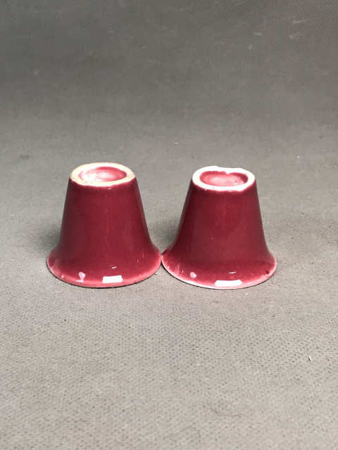 古玩陶瓷胭脂紅釉馬蹄杯一對拍賣,當(dāng)前價(jià)格1600元