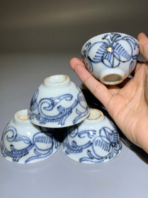 古玩陶瓷青花纏枝花卉紋杯一組拍賣,當前價格888元