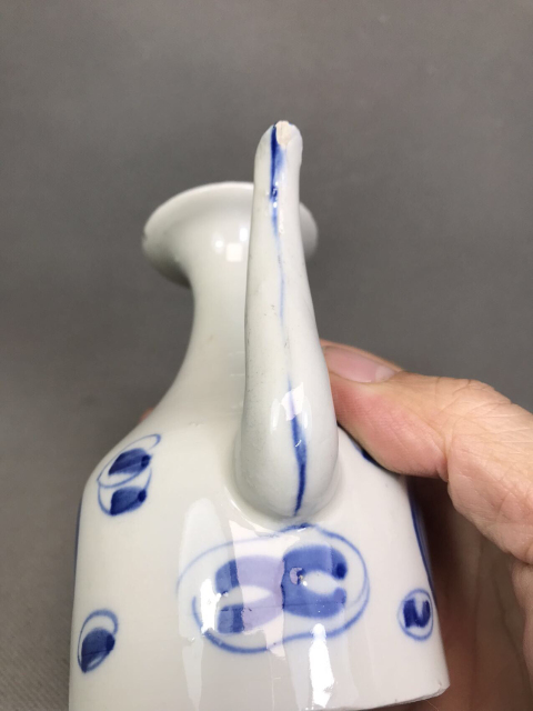 古玩陶瓷（晚清）青花團鳳紋油壺拍賣，當前價格0元