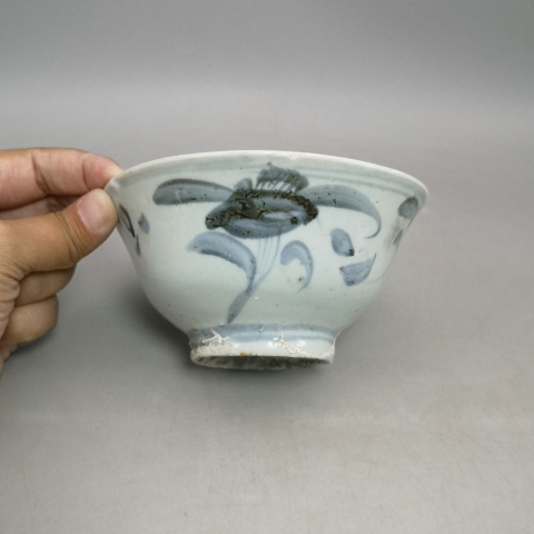 古玩陶瓷明末清初花卉紋青花碗拍賣，當前價格158元