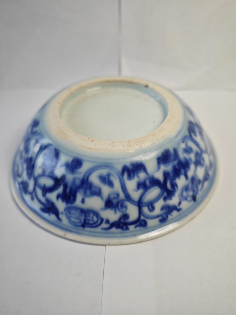 古玩陶瓷明成化青花纏枝蓮?fù)须s寶紋臥足碗拍賣，當(dāng)前價(jià)格7898元