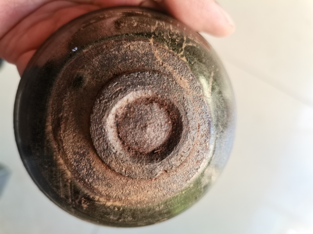 古玩陶瓷南宋青綠釉束口盞拍賣，當(dāng)前價(jià)格20000元