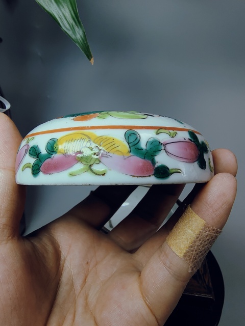 古玩陶瓷晚清?五子登科粉彩蓋盒(全品)拍賣,當前價格388元