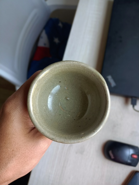 古玩陶瓷元末明初·龍泉青瓷高足杯拍賣(mài)，當(dāng)前價(jià)格2300元
