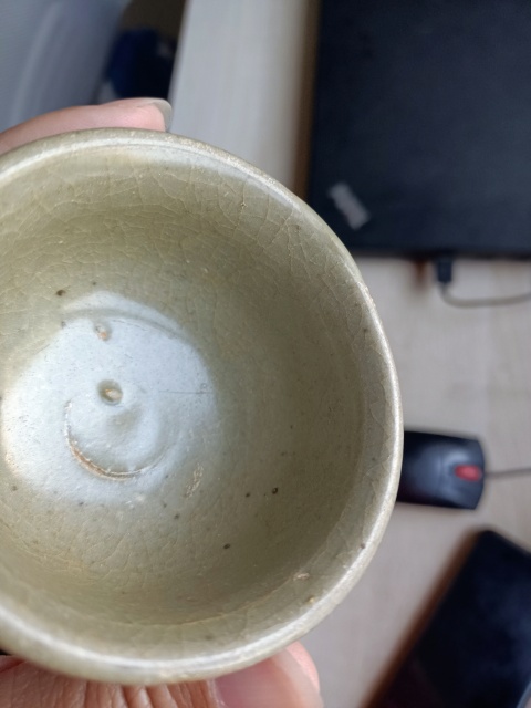 古玩陶瓷元末明初·龍泉青瓷高足杯拍賣(mài)，當(dāng)前價(jià)格2300元