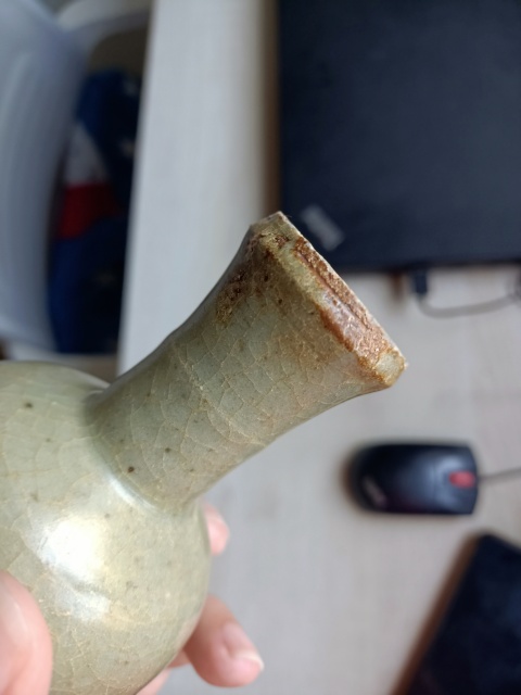 古玩陶瓷元末明初·龍泉青瓷高足杯拍賣(mài)，當(dāng)前價(jià)格2300元