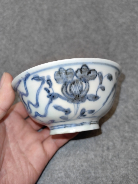 古玩陶瓷明晚期-鳳凰牡丹紋青花小碗拍賣,當(dāng)前價格2200元