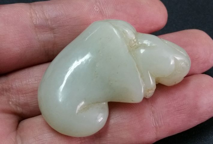古玩玉器和田玉雕“瑞獸”把件拍賣,當(dāng)前價(jià)格528元