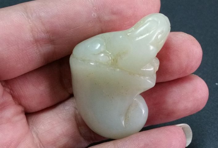 古玩玉器和田玉雕“瑞獸”把件拍賣,當(dāng)前價(jià)格528元