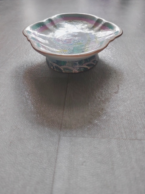 古玩陶瓷粉彩仕女花卉紋貢盤拍賣，當前價格800元