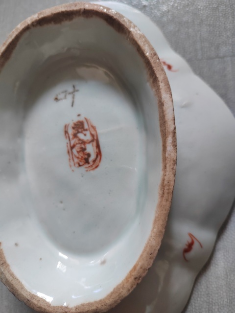 古玩陶瓷粉彩仕女花卉紋貢盤拍賣，當前價格800元