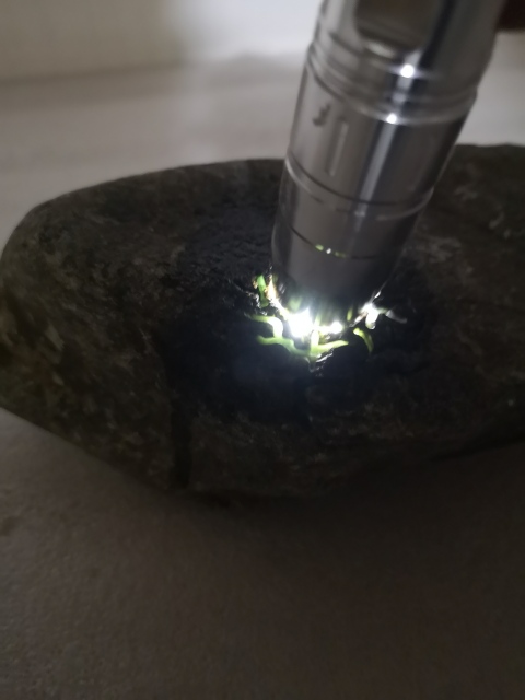 古玩玉器天然翡翠賭石料拍賣，當前價格850元