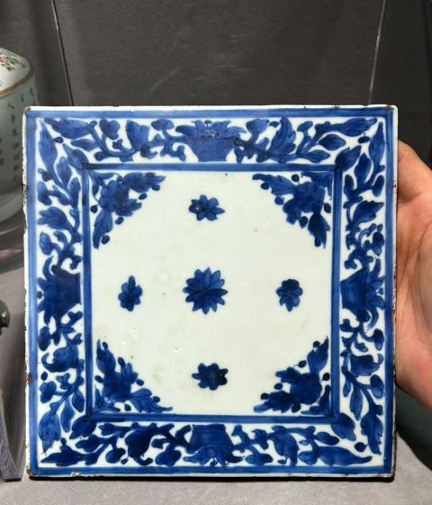 古玩陶瓷晚明清早青花描金纏枝花卉紋瓷板拍賣,當前價格4600元