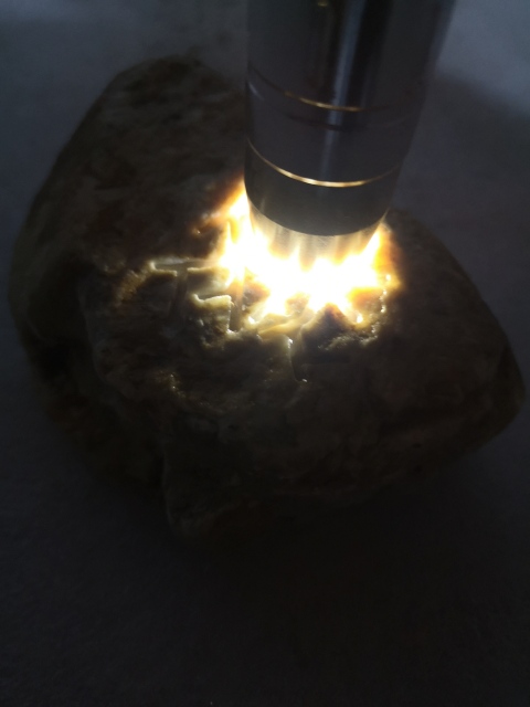 古玩玉器天然翡翠賭石原料拍賣(mài)，當(dāng)前價(jià)格580元