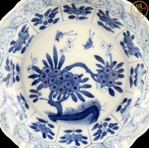 古玩陶瓷清晚·青花花鳥紋花口盤真品鑒賞圖