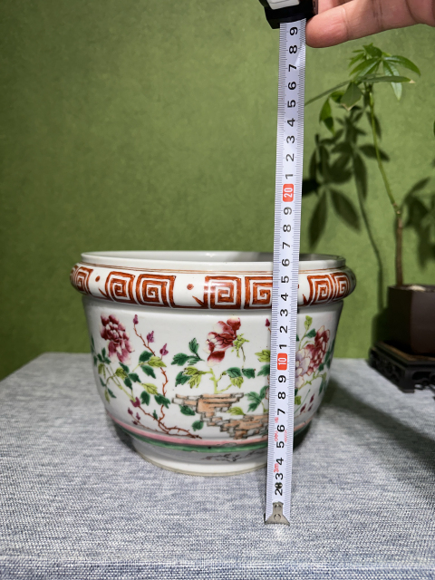 古玩陶瓷清代同治粉彩花卉紋花盆拍賣,當前價格8800元