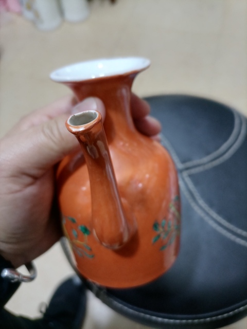 古玩陶瓷民國**釉雜寶酒壺拍賣,當前價格1800元
