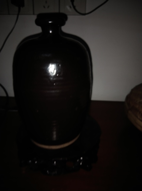 古玩陶瓷黑釉梅瓶拍賣，當(dāng)前價(jià)格4600元