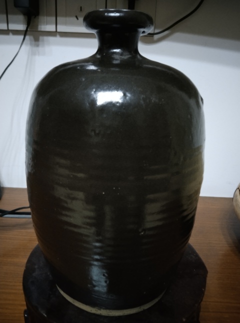 古玩陶瓷黑釉梅瓶拍賣，當(dāng)前價(jià)格4600元