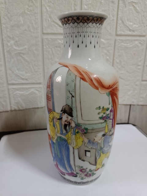 古玩陶瓷人物紋粉彩瓶拍賣，當前價格880元