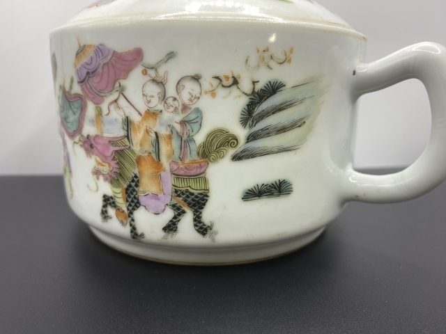 古玩陶瓷同治粉彩麒麟送子參壺拍賣,當(dāng)前價格1800元