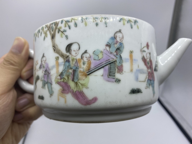 古玩陶瓷同治粉彩麒麟送子參壺拍賣,當(dāng)前價格1800元