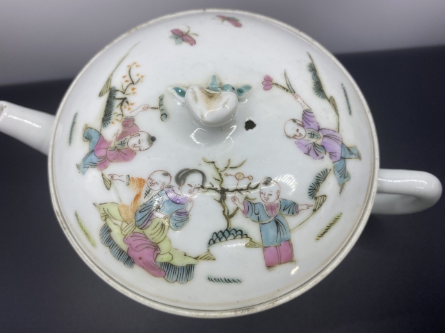 古玩陶瓷同治粉彩麒麟送子參壺拍賣,當(dāng)前價格1800元