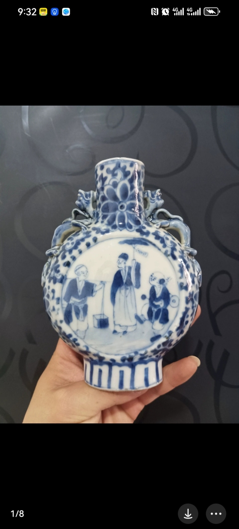 古玩陶瓷人物紋青花抱月瓶拍賣，當(dāng)前價(jià)格4500元