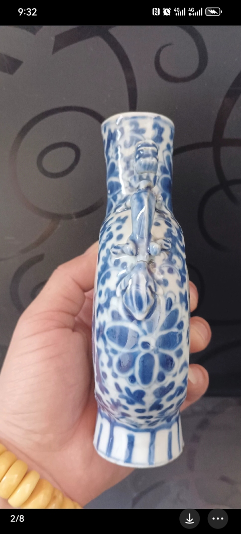 古玩陶瓷人物紋青花抱月瓶拍賣，當(dāng)前價(jià)格4500元