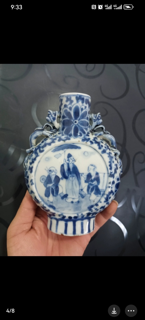 古玩陶瓷人物紋青花抱月瓶拍賣，當(dāng)前價(jià)格4500元