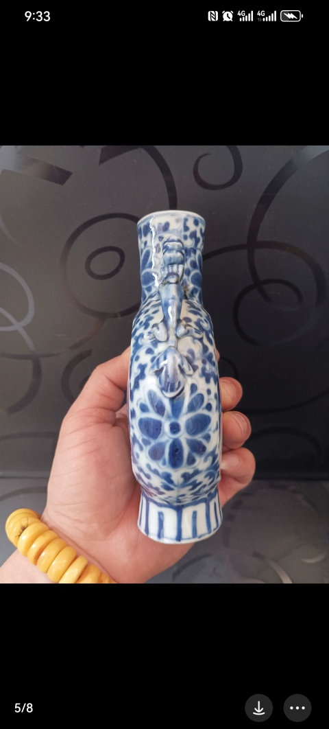 古玩陶瓷人物紋青花抱月瓶拍賣，當(dāng)前價(jià)格4500元