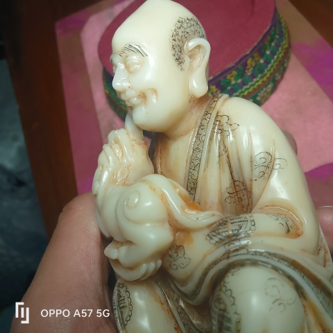古玩雜項(xiàng)壽山石擺件拍賣，當(dāng)前價格1990元
