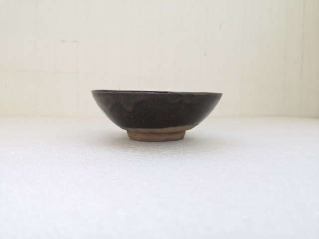 古玩陶瓷茶葉末釉澀圈圈足疊燒工藝碗拍賣,當前價格198元