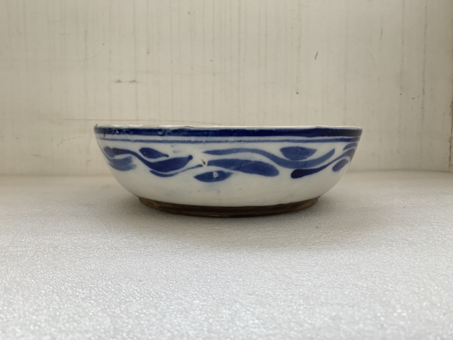古玩陶瓷花卉紋青花深盤拍賣,當前價格988元