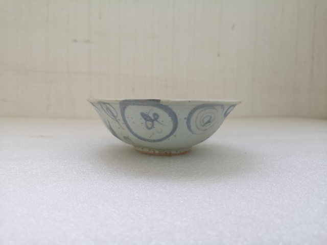古玩陶瓷云氣紋青花碗拍賣,當前價格1200元