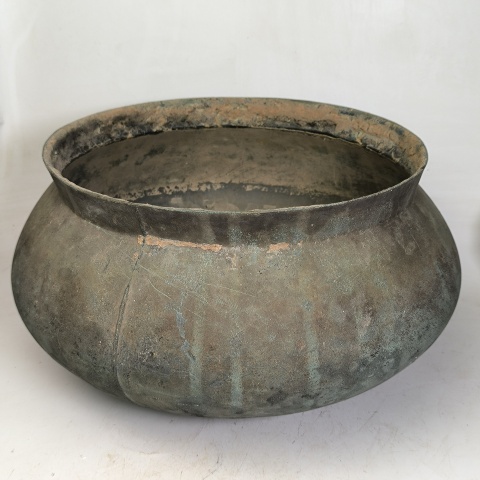 古玩銅器戰(zhàn)漢銅釜拍賣,當(dāng)前價(jià)格3680元