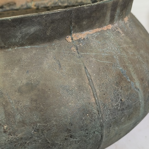 古玩銅器戰(zhàn)漢銅釜拍賣,當(dāng)前價(jià)格3680元
