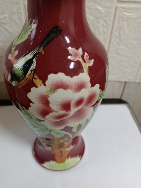 古玩陶瓷胭脂紅釉粉彩花鳥紋觀音瓶拍賣，當前價格2380元