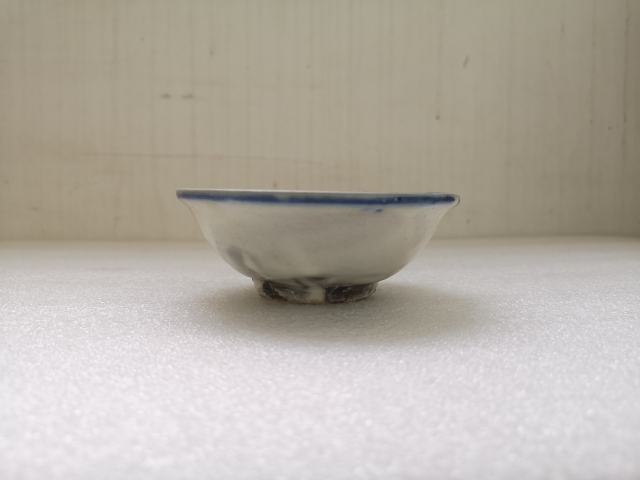 古玩陶瓷清早期磁州窯青花三魚圖小碗拍賣,當前價格680元