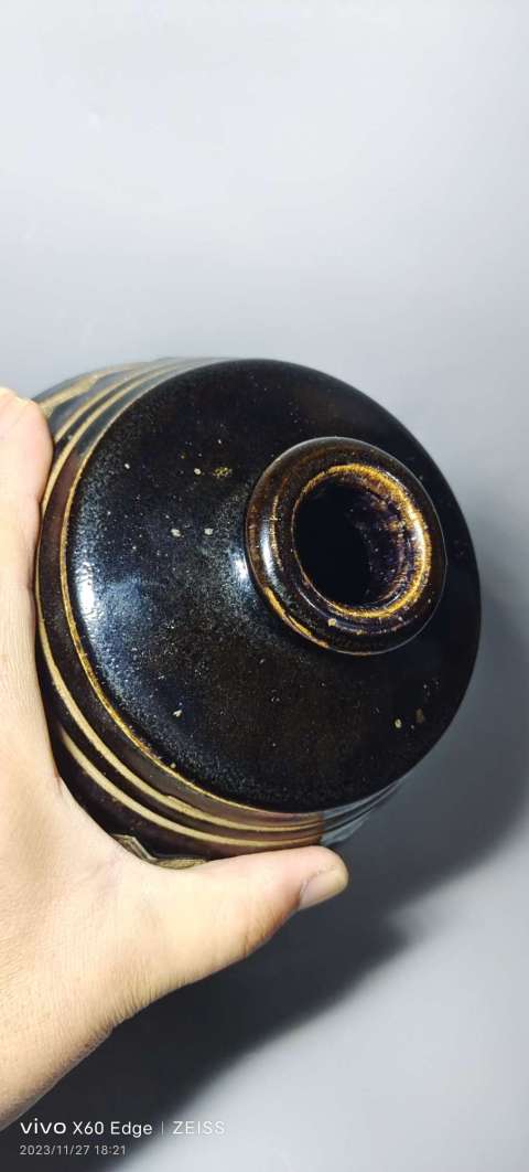 古玩陶瓷磁州窯褐釉刻水波紋梅瓶拍賣,當前價格3600元