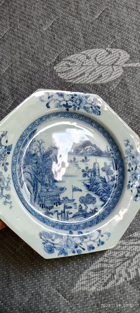 古玩陶瓷清乾隆青花八角盤拍賣，當前價格6800元