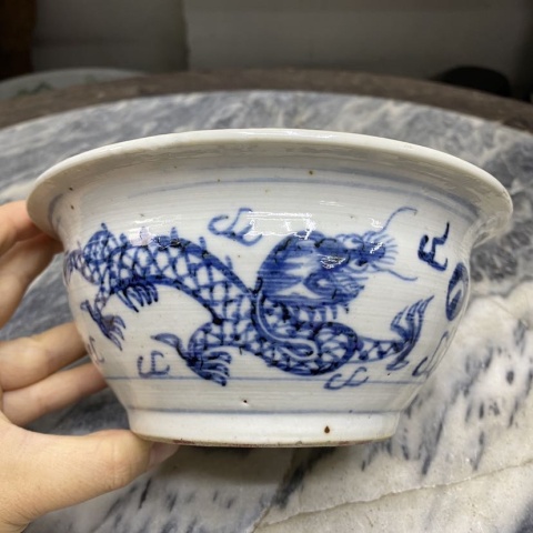 古玩陶瓷青花趕珠龍紋香爐拍賣,當前價格4600元