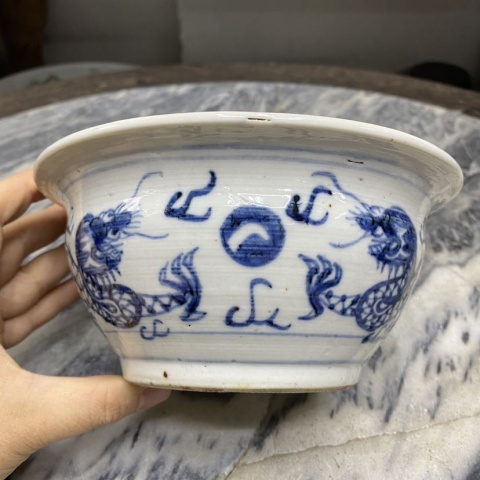 古玩陶瓷青花趕珠龍紋香爐拍賣,當前價格4600元